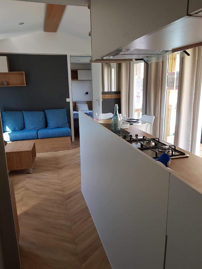Mobilhome La Carabasse Vias Buitenkant foto